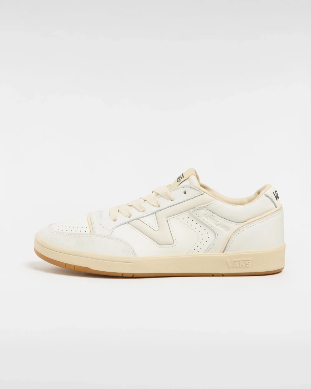 VANS - נעלי סניקרס Vintage Lowland Cc Jmp R – V007P2CD3 – vintage-marshmallow – 1