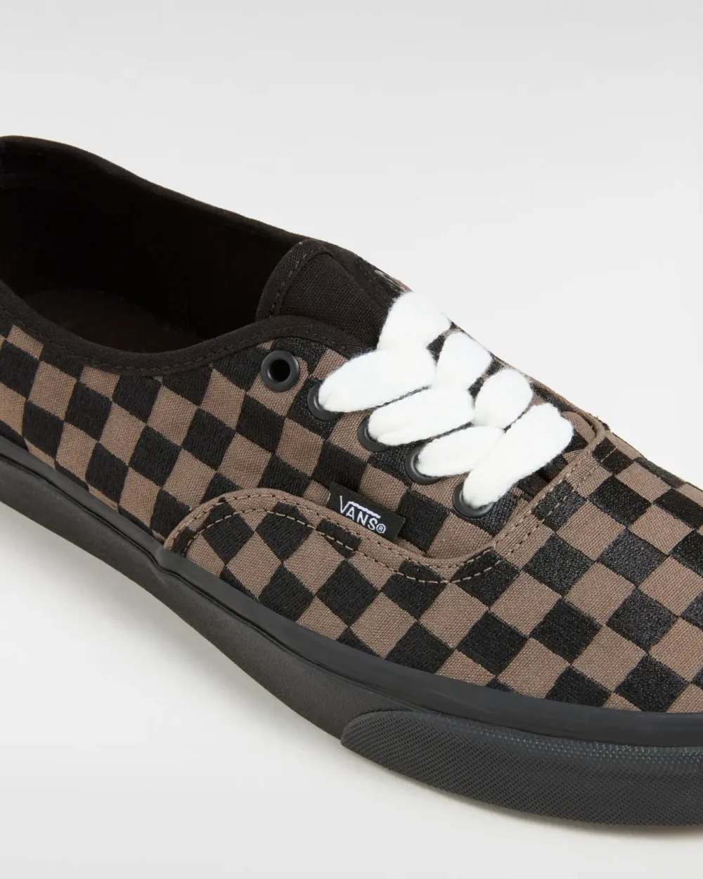 VANS - נעלי סניקרס Authentic – V009PVCJK – embroidered-checker-black – 3