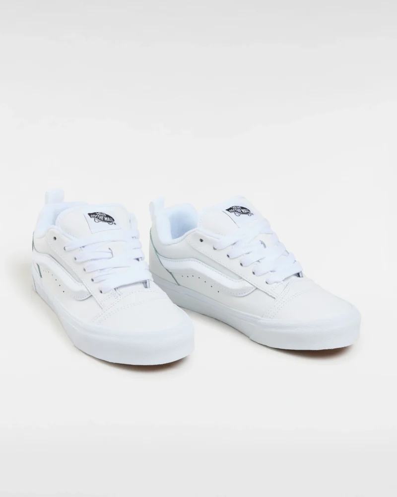 VANS - נעלי סניקרס Knu Skool – V009QCW00 – leather-true-white – 1