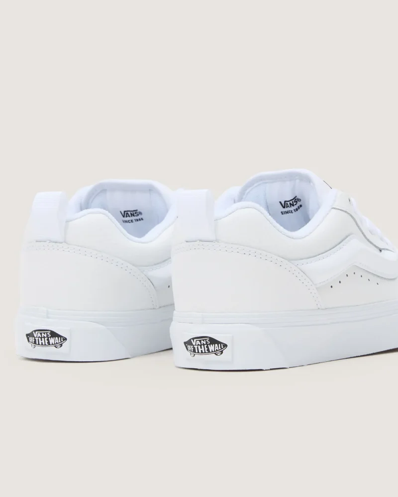 VANS - נעלי סניקרס Knu Skool – V009QCW00 – leather-true-white – 6