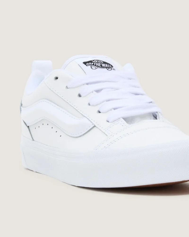 VANS - נעלי סניקרס Knu Skool – V009QCW00 – leather-true-white – 7