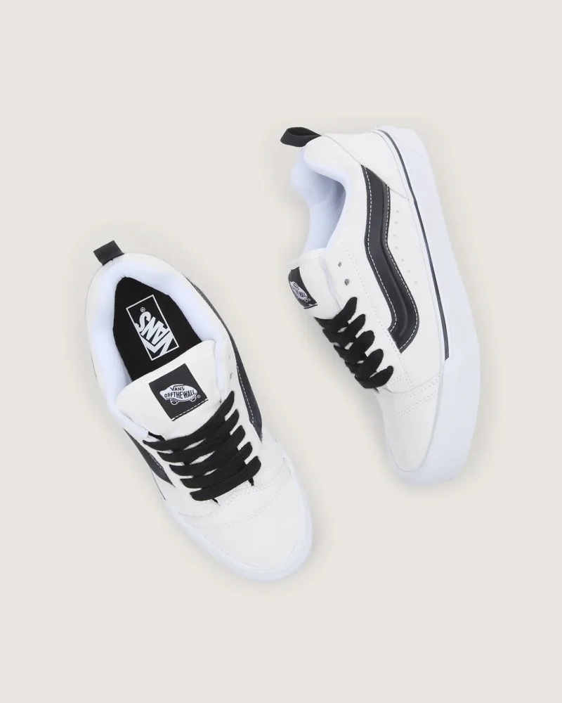 VANS - נעלי סניקרס Knu Skool – V009QCYB2 – suede-white-black – 1