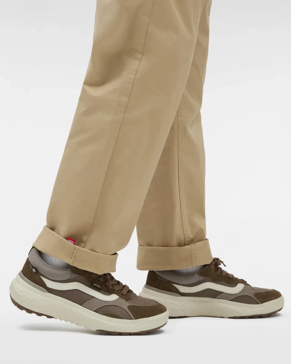 VANS - נעליים Ultrarange Neo Vr3 – V00BCEBF0 – brown-multi – 4