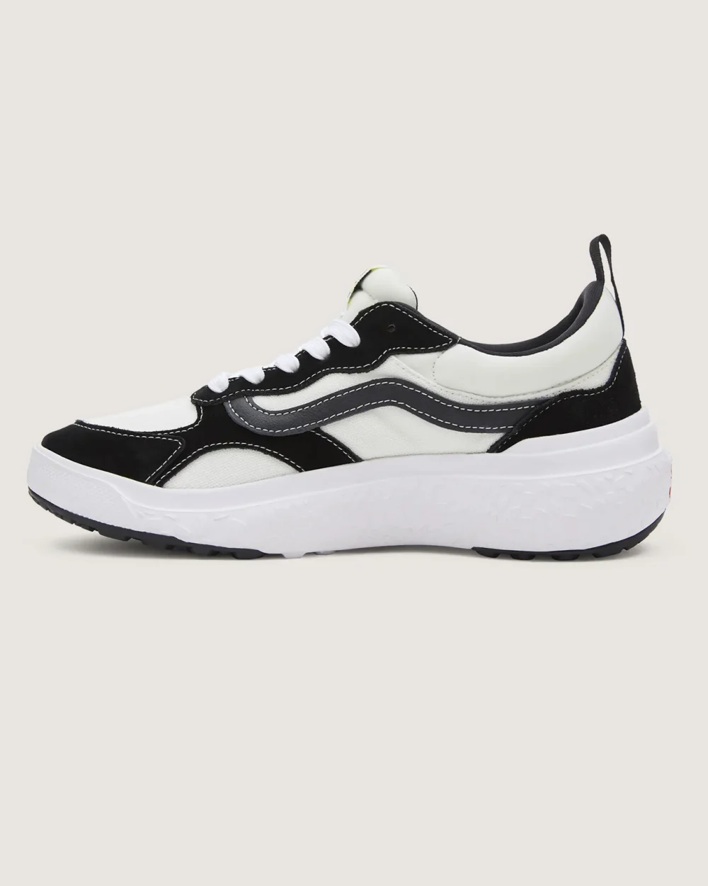 VANS - נעליים Ultrarange Neo Vr3 – V00BCET5O – black-black-marshmallow – 1