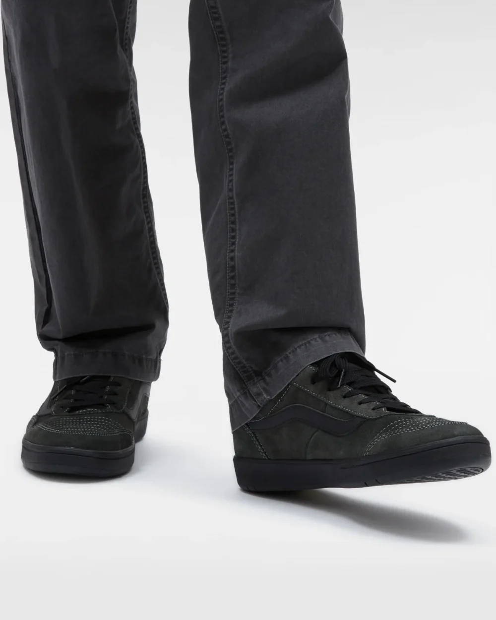 VANS - נעלי סניקרס Cruze Too Cc – V00CMTCH6 – black-outsole-black-ink – 4