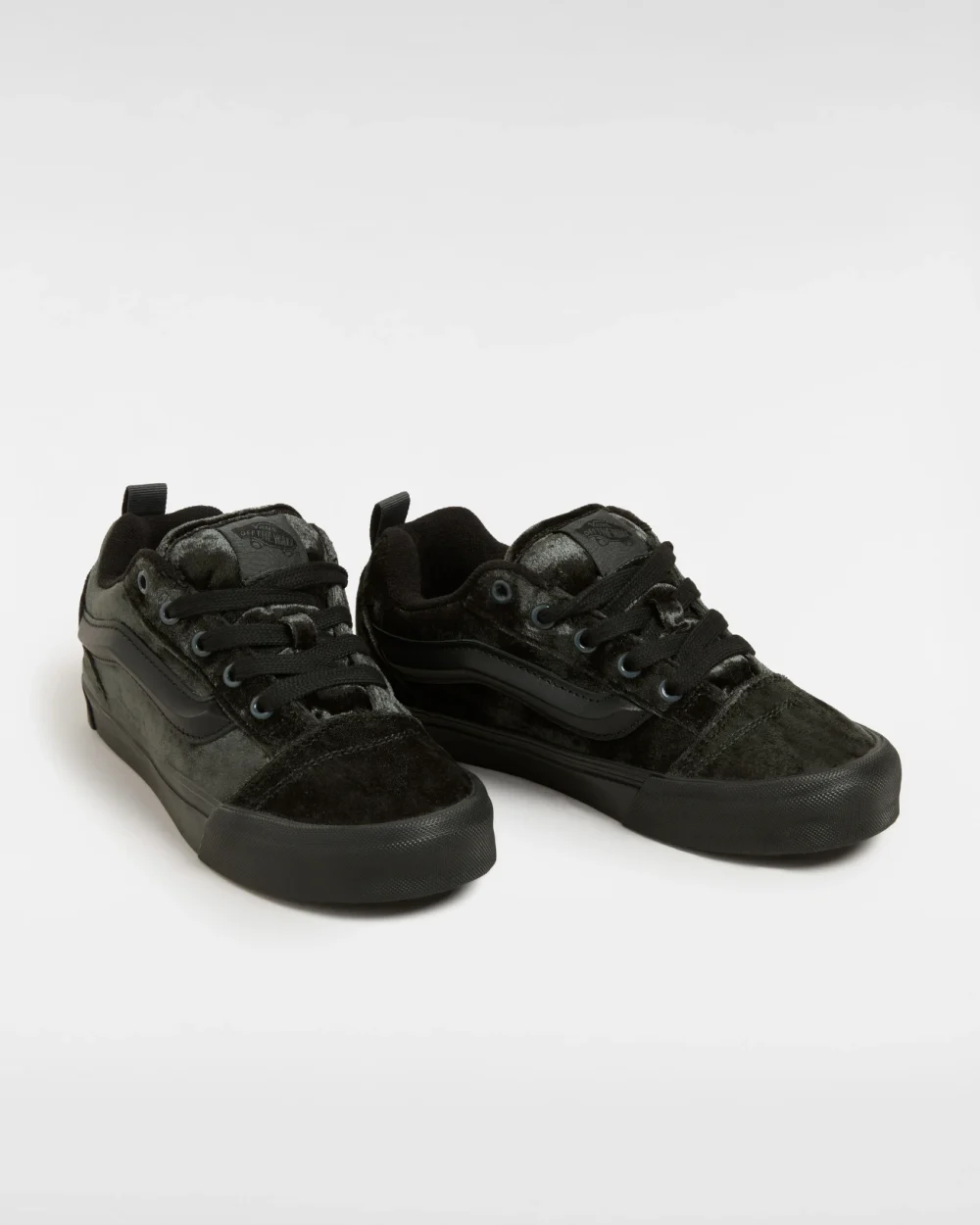 VANS - נעלי סניקרס Knu Skool – V00CRPPRM – velvet-touch-scarab – 1