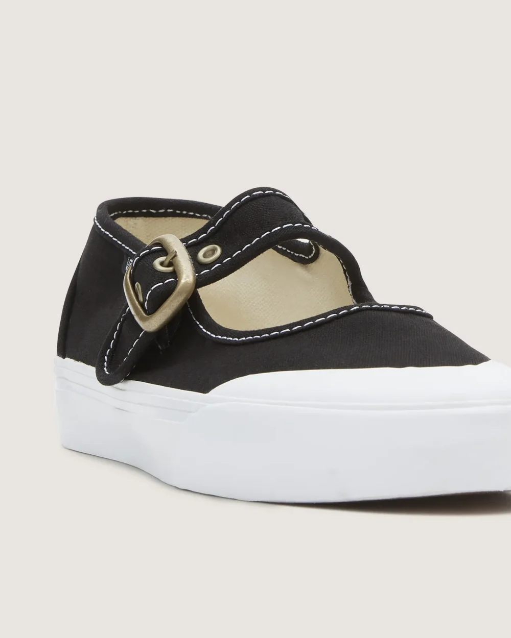 VANS - נעלי סניקרס Mary Jane – V00CRR6BT – black-true-white – 7