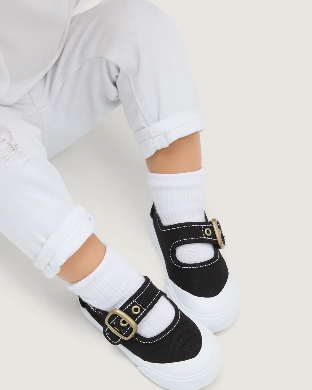 VANS - נעלי תינוקות Mary Jane – V00CRY6BT – black-true-white – 3