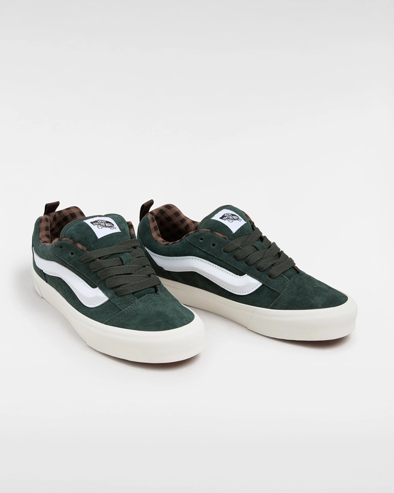 VANS - נעלי סניקרס Knu Skool – V00CS0PRM – pig-suede-plaid-scarab – 1