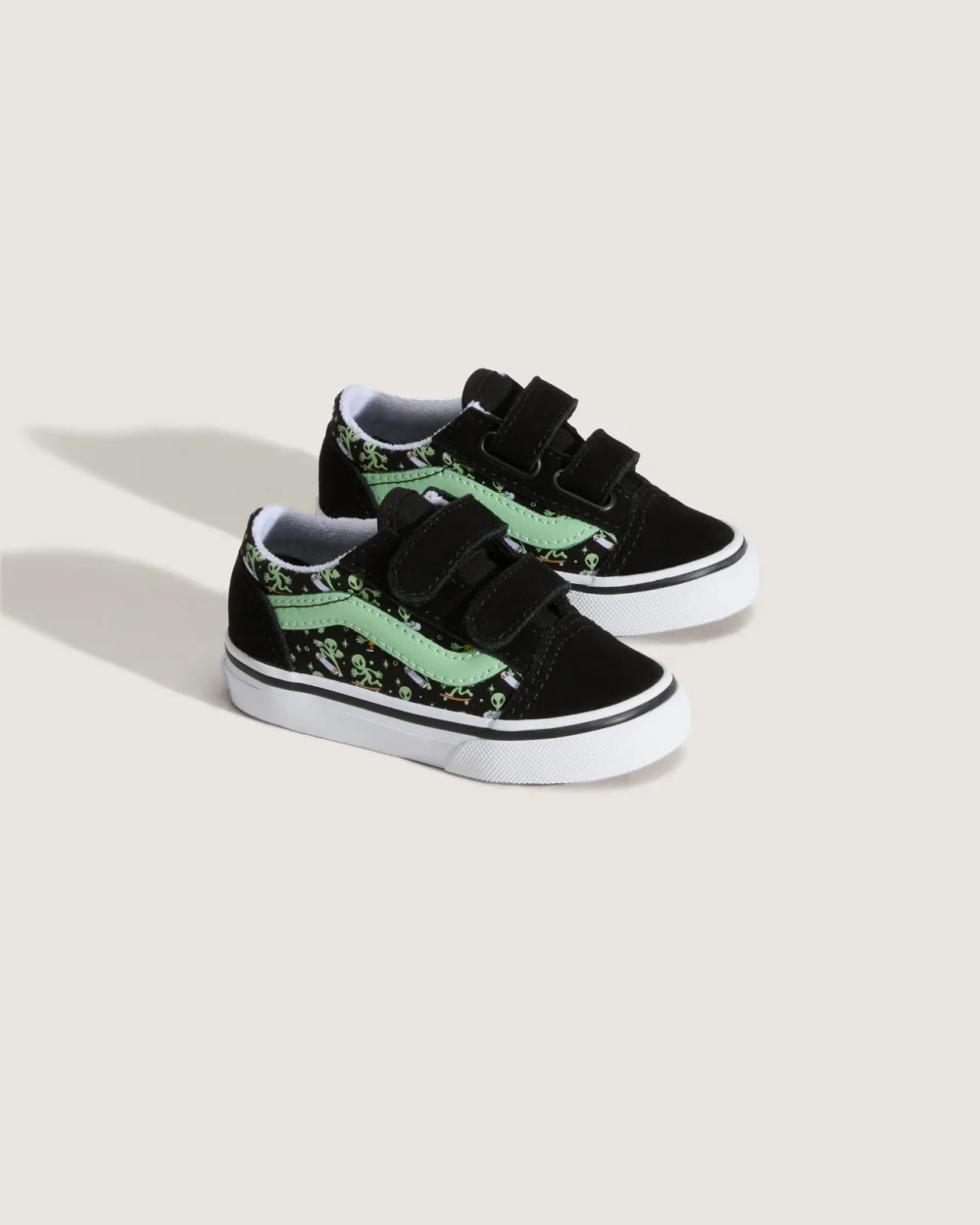 VANS - נעלי תינוקות Old Skool V – V00CTGYJ7 – glow-cosmic-cruisers-black-green – 1