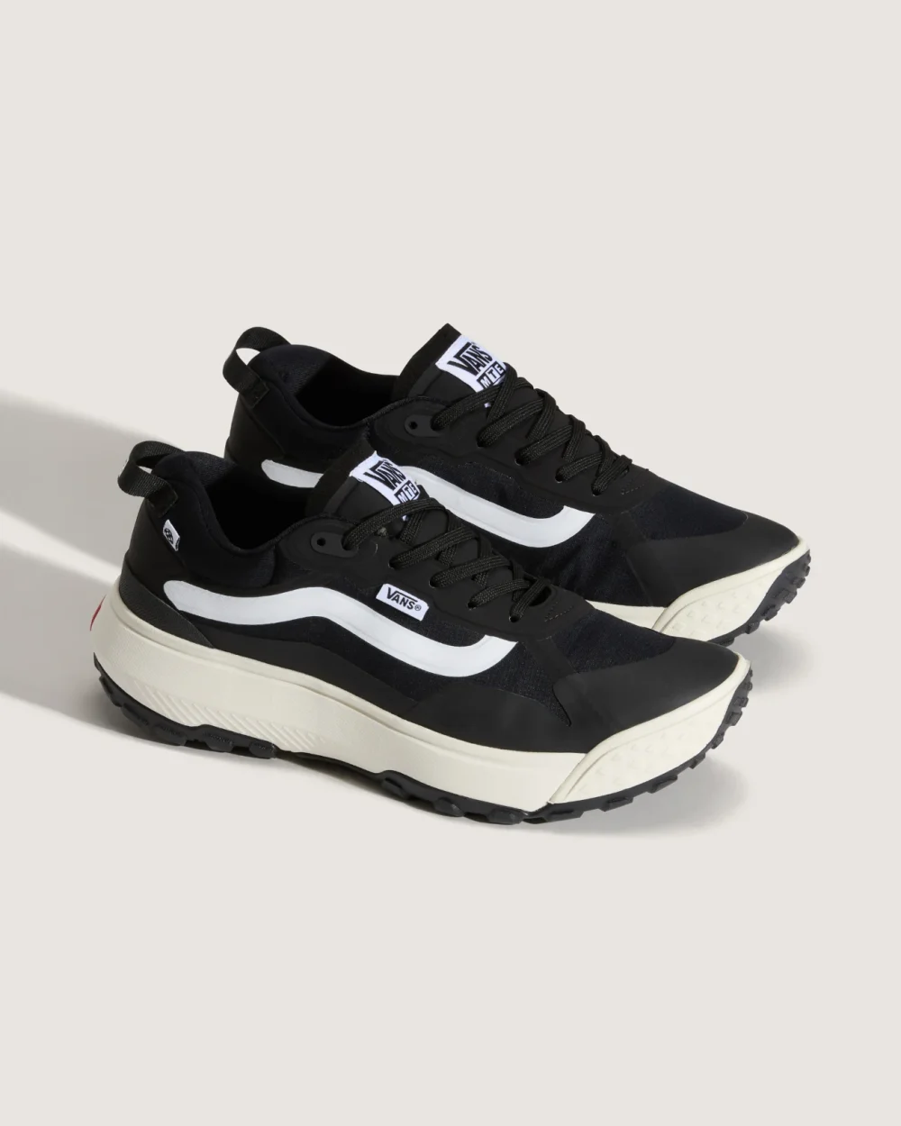 VANS - נעליים Mte Crosspath – V00CVUBA2 – black-white – 1