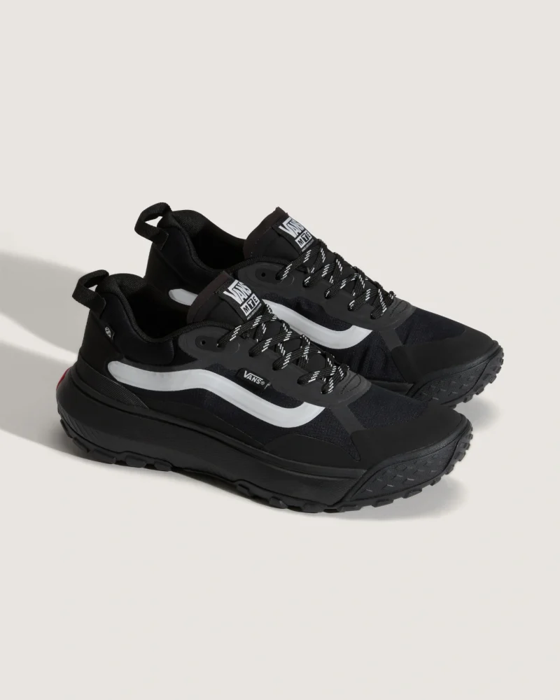 VANS - נעליים Mte Crosspath – V00CVUBLK – reflective-black – 1