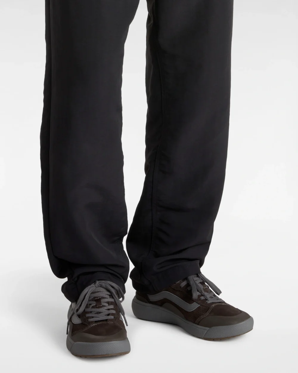 VANS - נעליים Mte Ultrarange Exo Se – V00CWDDRB – perf-suede-dark-brown – 4