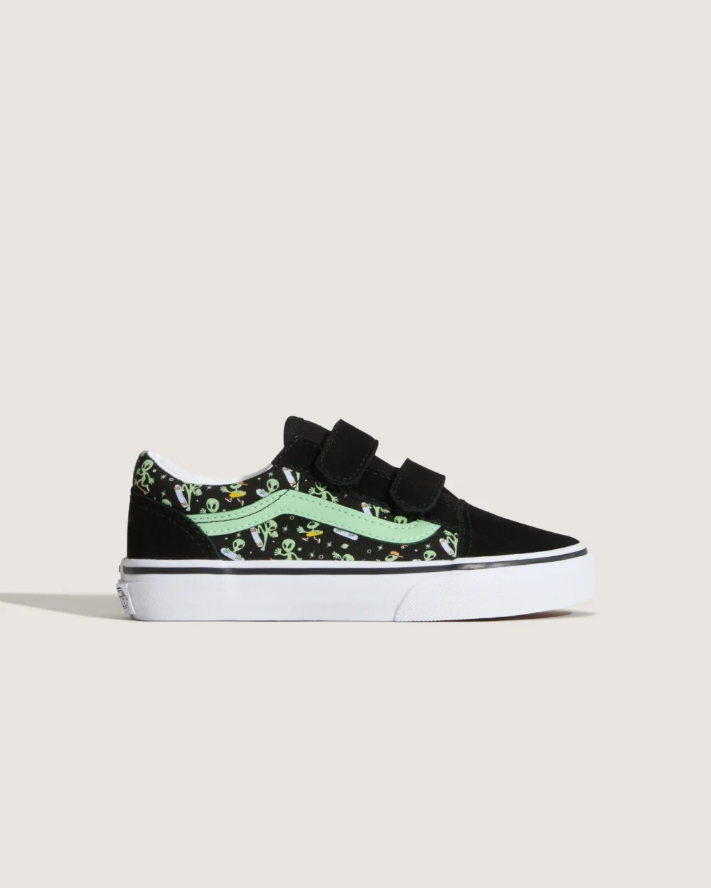 VANS - סניקרס ילדים Old Skool V – V00CYAYJ7 – glow-cosmic-cruisers-black-green – 4