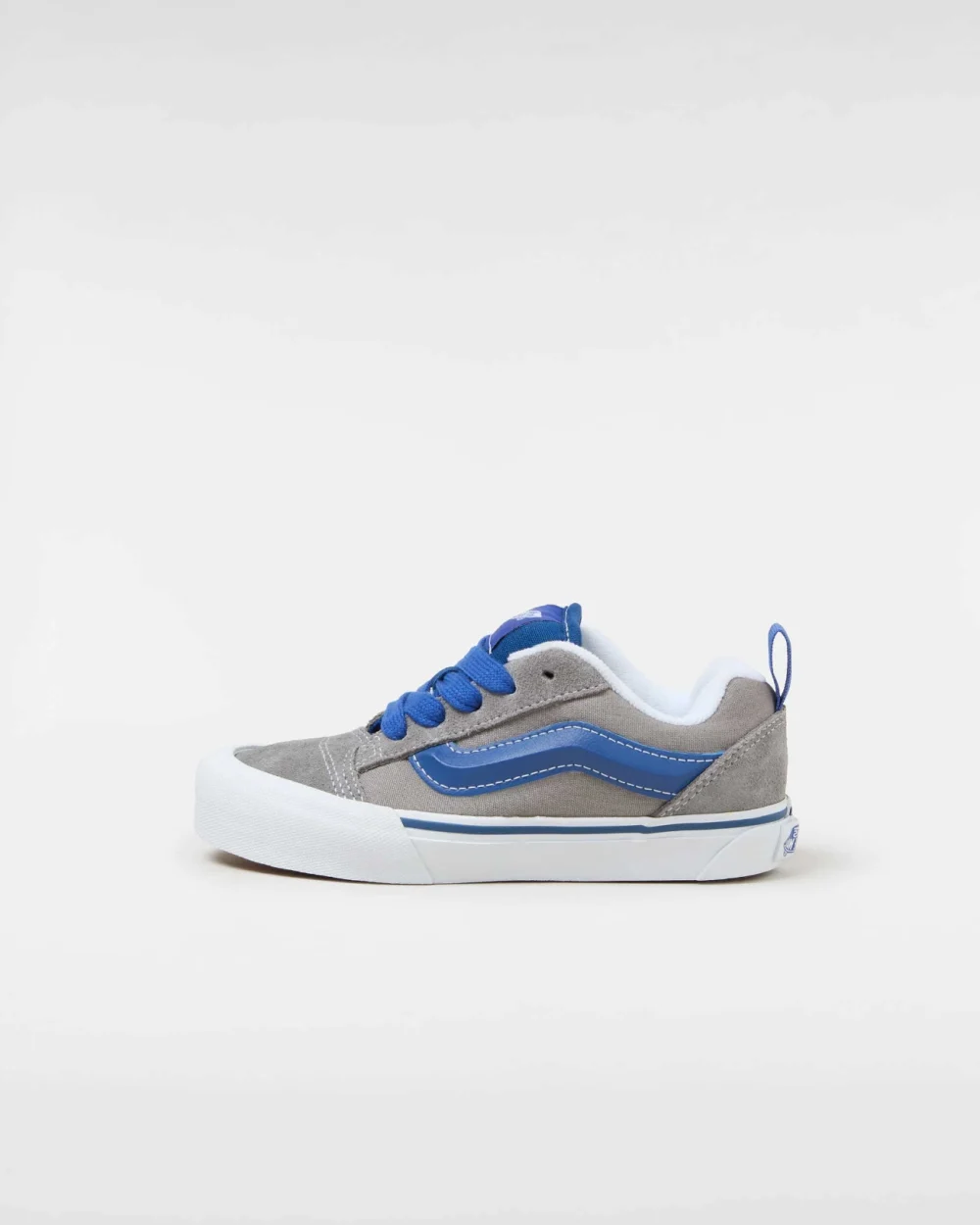 VANS - סניקרס ילדים Knu Skool – V00CYUGRY – color-pop-grey – 1