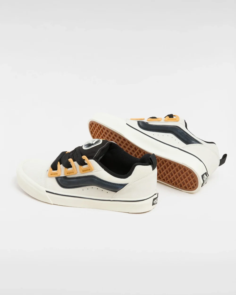 VANS - נעלי סניקרס Knu Skool Dr – V00CZUC9F – utility-pop-egret – 2