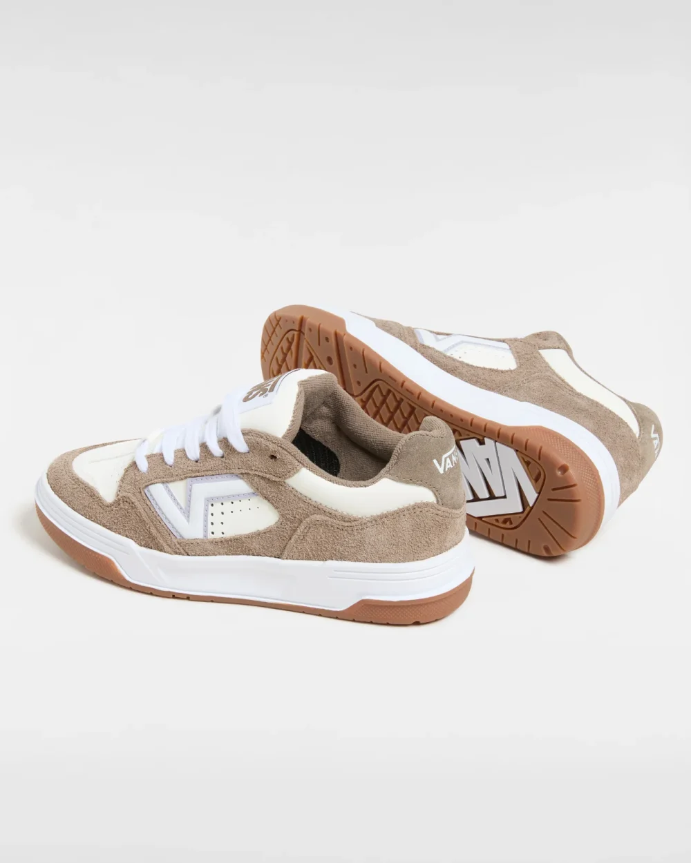 VANS - נעלי סניקרס Upland – V00D1H1NU – tri-tone-walnut – 2