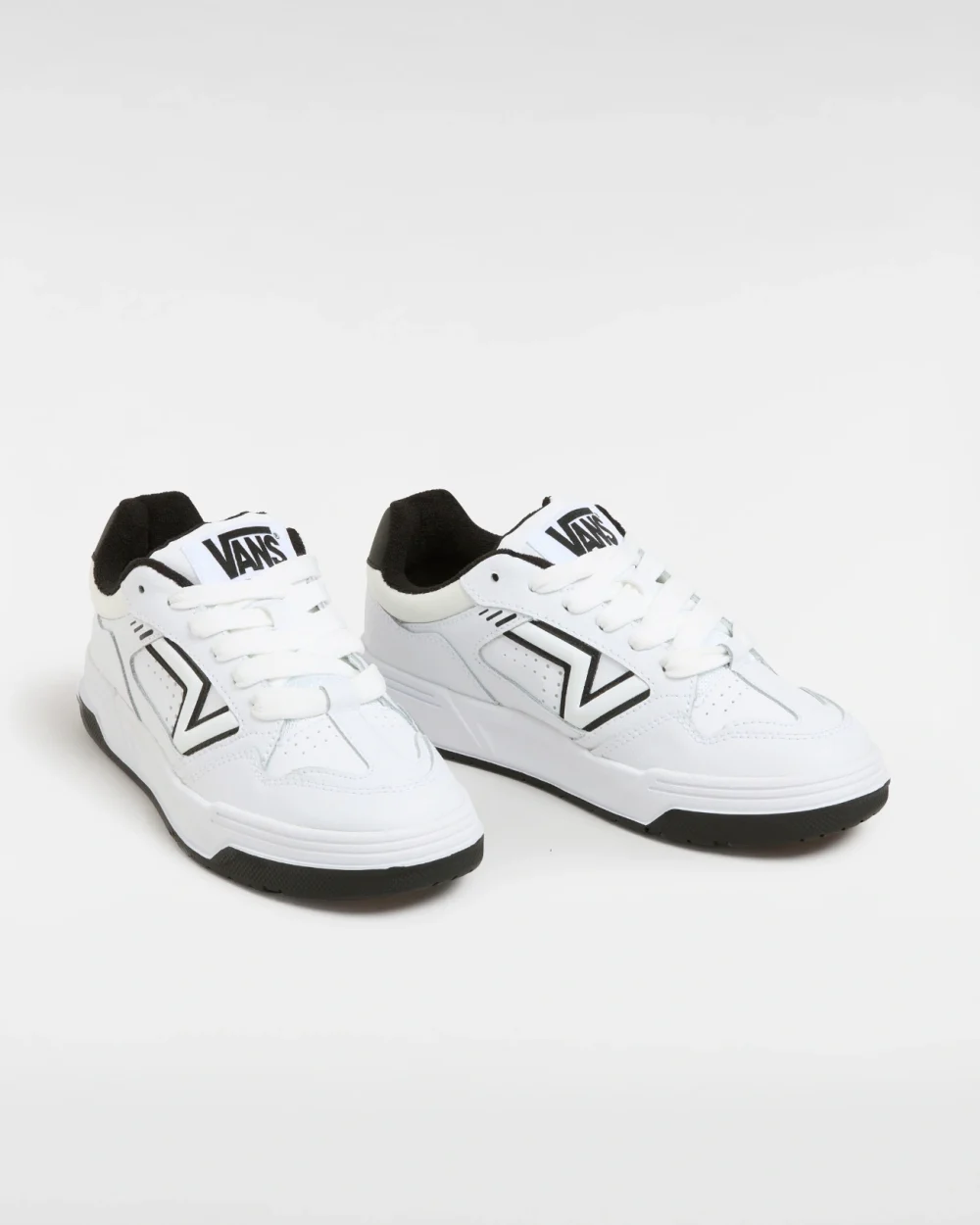 VANS - נעלי סניקרס Upland – V00D1HYB2 – white-black – 1