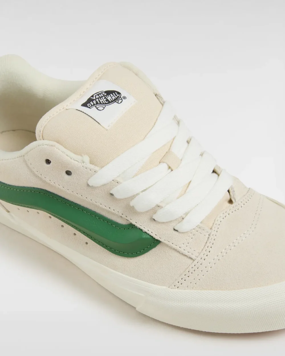 VANS - נעלי סניקרס Knu Skool – V00D6CWTM – vintage-suede-white-multi – 3