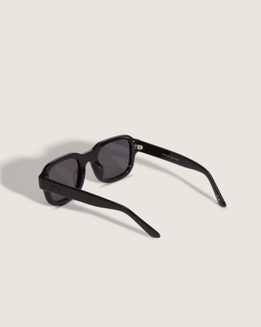 VANS - משקפי שמש Vans 66 – V00GMXBLK – black – 2