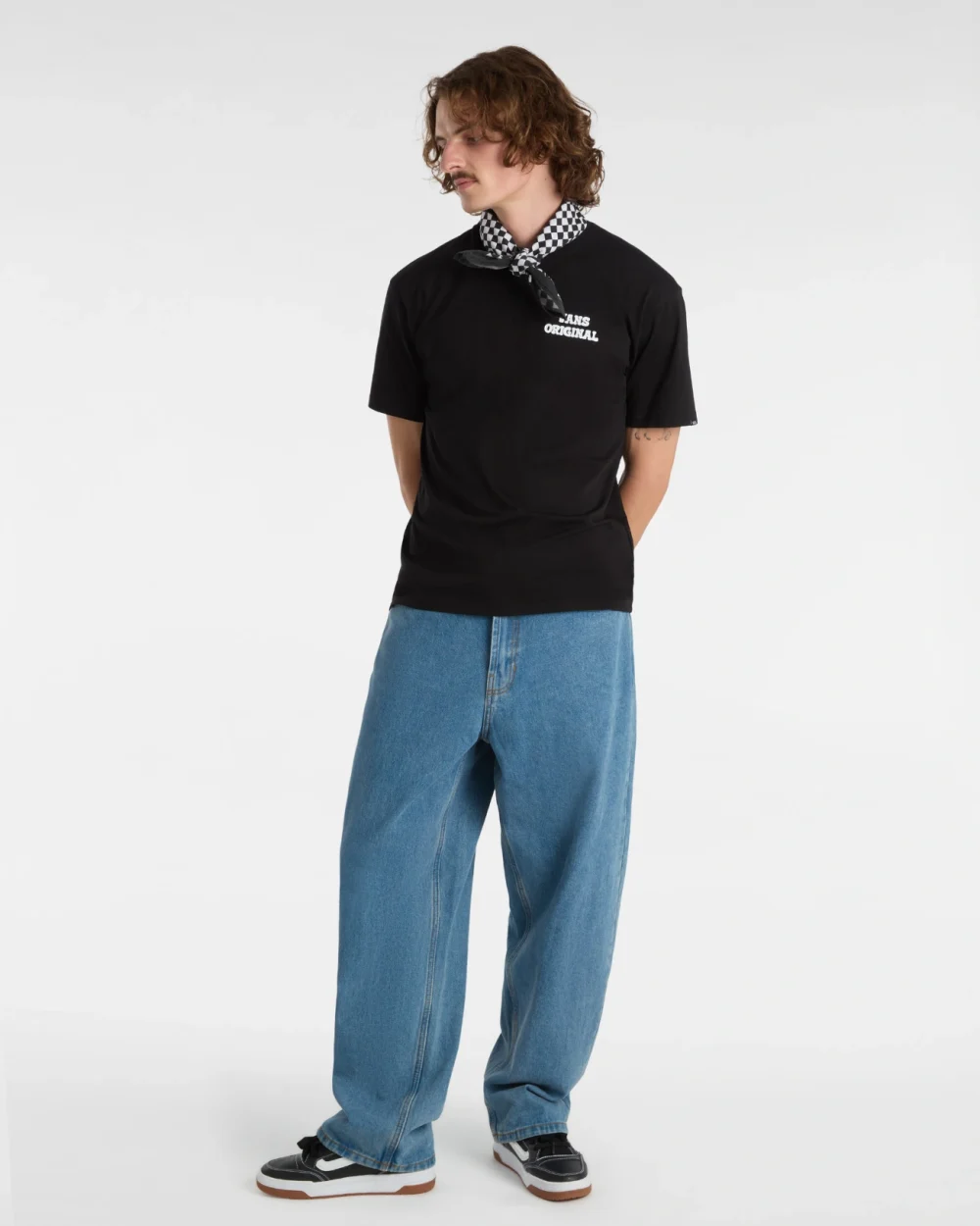 VANS - טי שירט Skull Void Classic – V00KHVBLK – black – 4