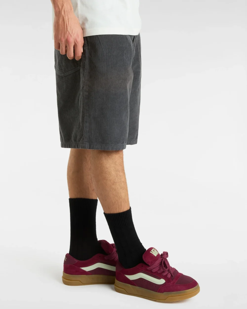 VANS - מכנסיים קצרים Check-5 Loose Corduroy – V00M371O7 – asphalt – 4