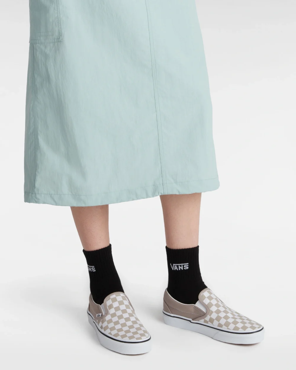 VANS - נעלי סניקרס Classic Slip-On – VA2Z41HCZ – color-theory-checkerboard-atmosphere – 4