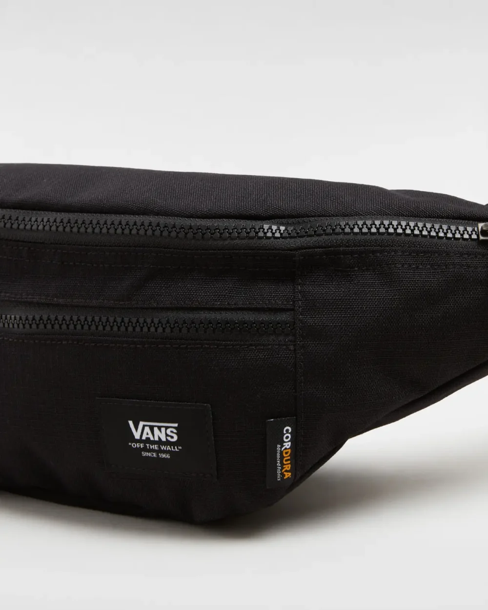 VANS - תיק צד Ward Cross Body – VA2ZXX6ZC – black-ripstop – 3