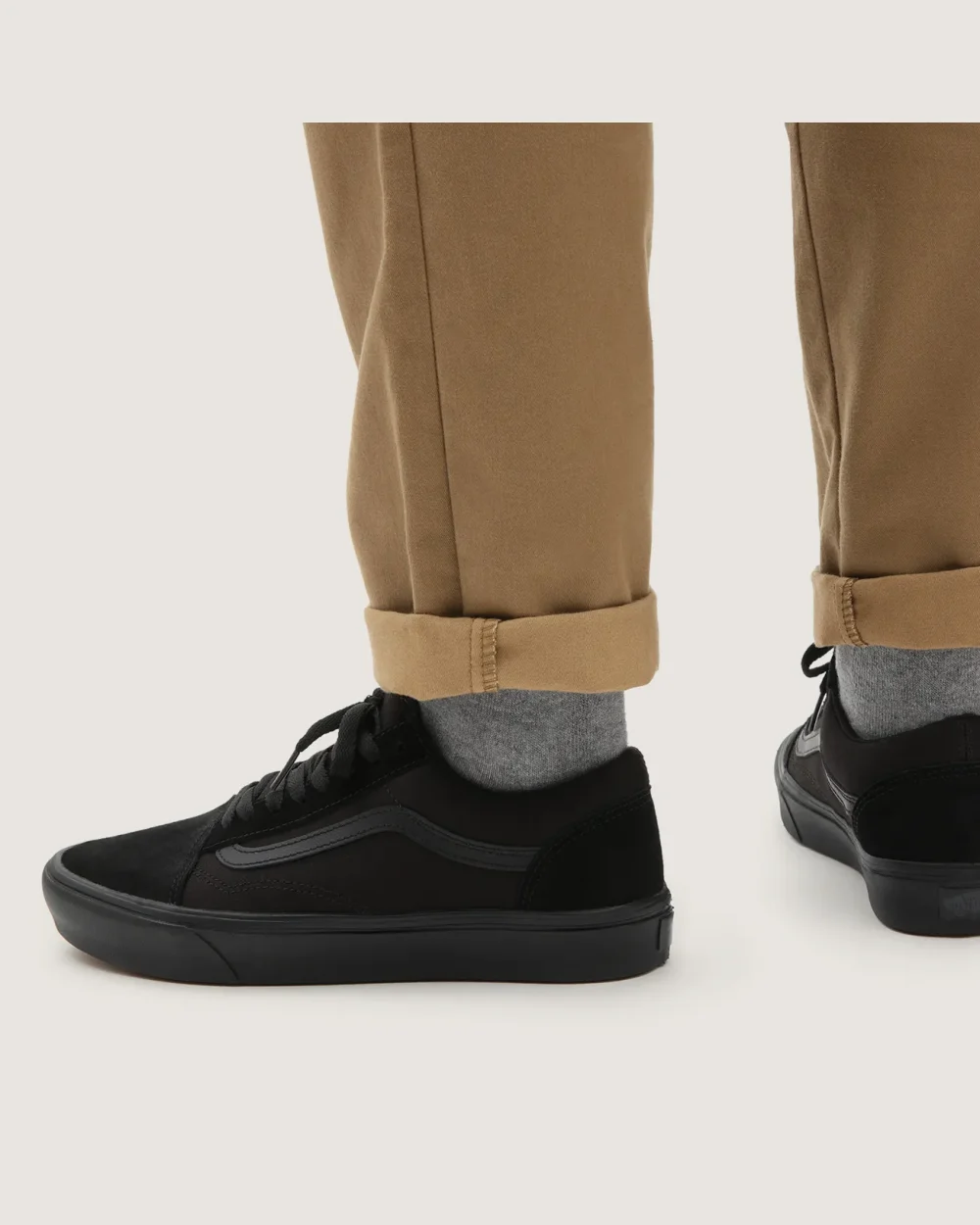 VANS - נעלי סניקרס Comfycush Old Skool – VA3WMAVND – classic-black-black – 2