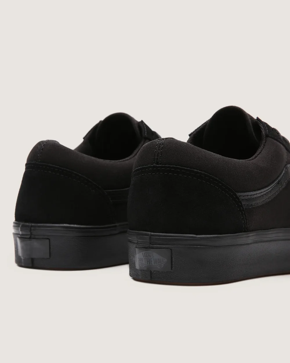 VANS - נעלי סניקרס Comfycush Old Skool – VA3WMAVND – classic-black-black – 6