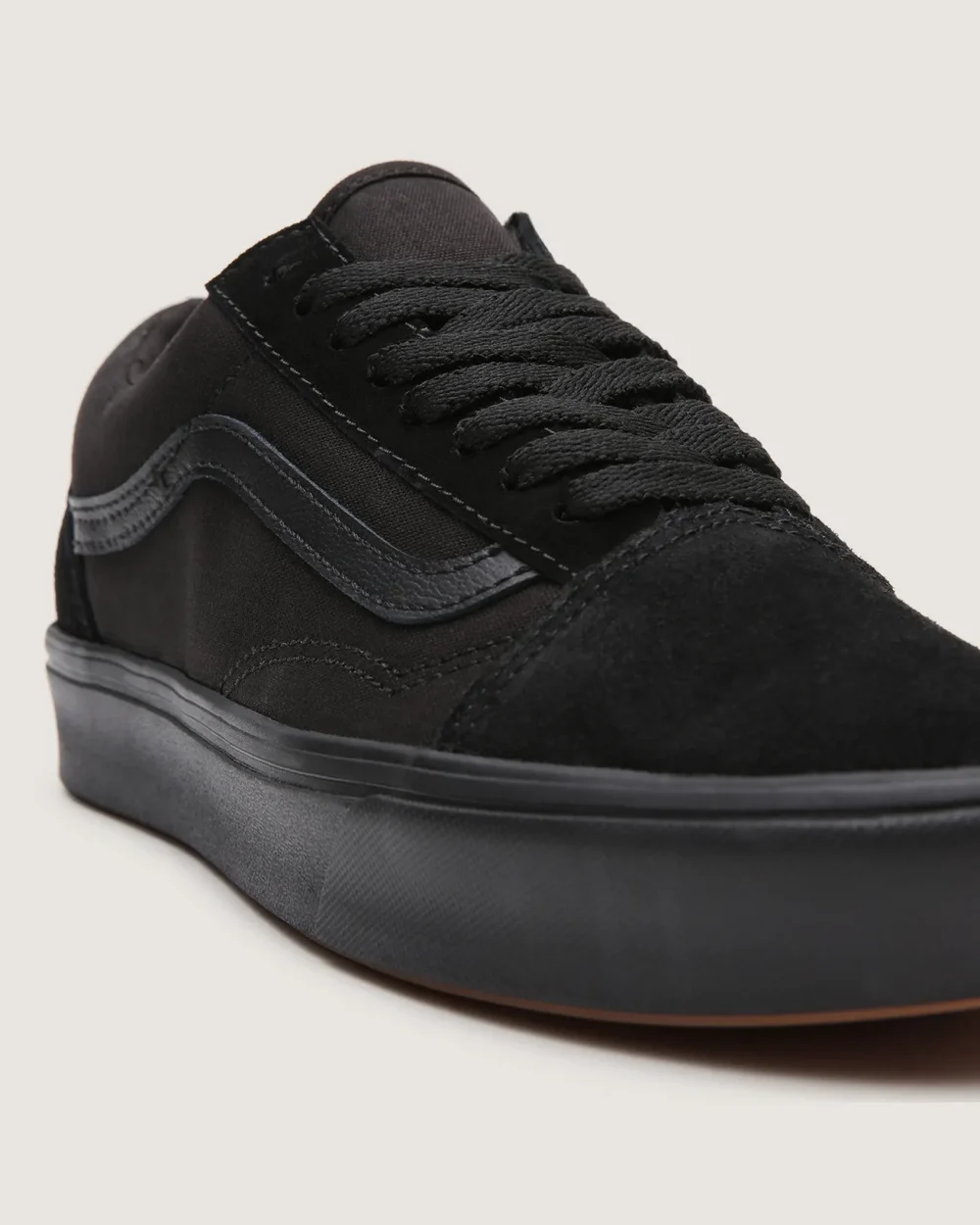 VANS - נעלי סניקרס Comfycush Old Skool – VA3WMAVND – classic-black-black – 7