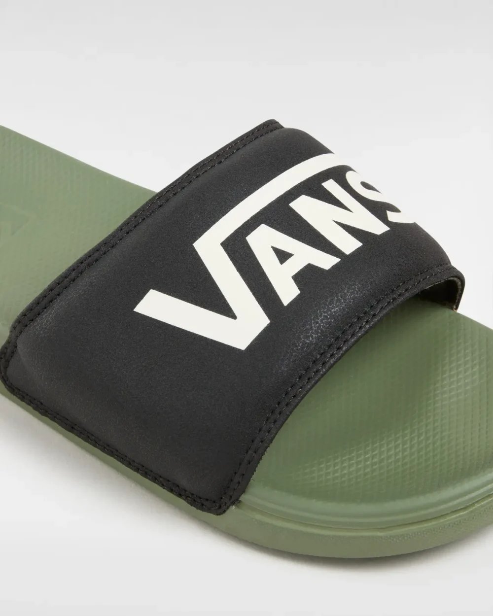 VANS - כפכפים Mn La Costa Slide-On – VA5HF5GWL – black-olivine – 3