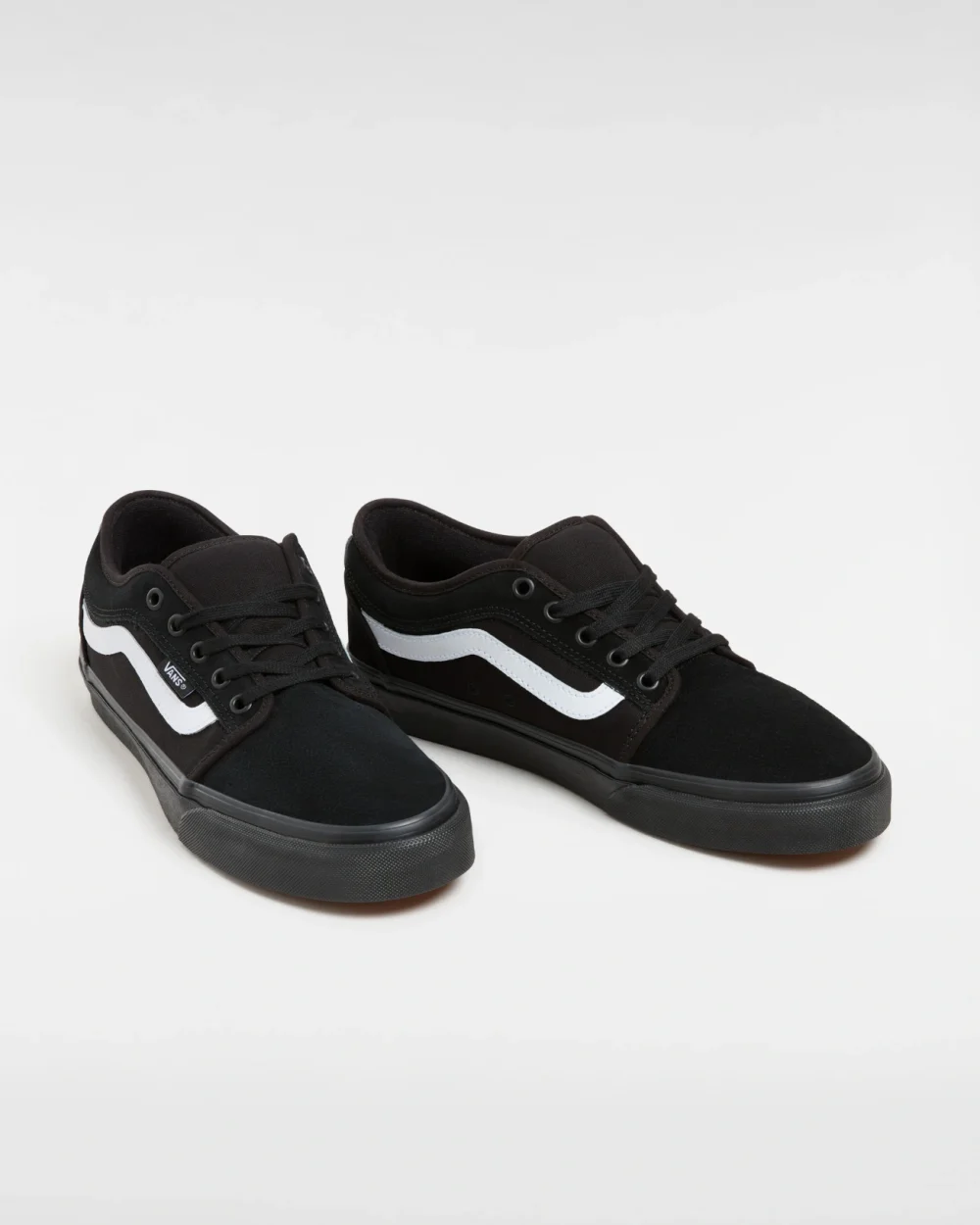 VANS - נעלי סקייט Chukka Low Sidestripe – VA5KQZB8C – black-black-white – 1