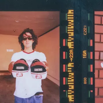 Read more about the article VANS X BAKER