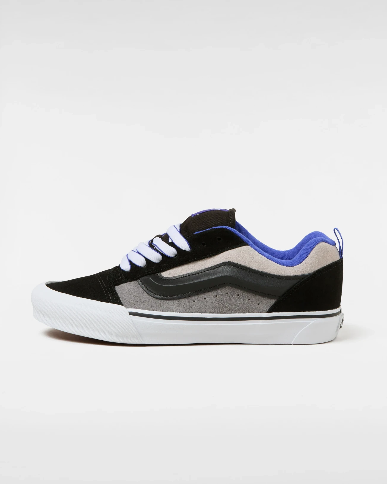 VANS - נעלי סניקרס Knu Skool – V00CS0BMV – track-pack-black-multi – 1