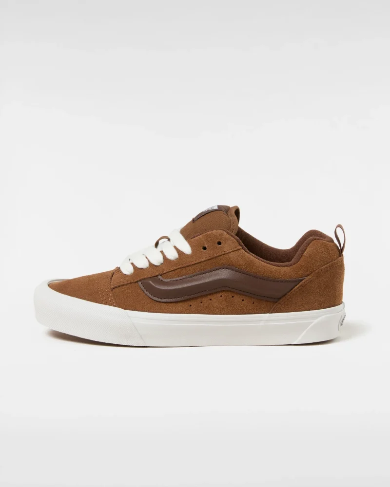 VANS - נעלי סניקרס Knu Skool – V00D6CDFM – suede-brown – 1