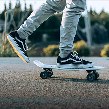 Read more about the article האם VANS הן יוניסקס?