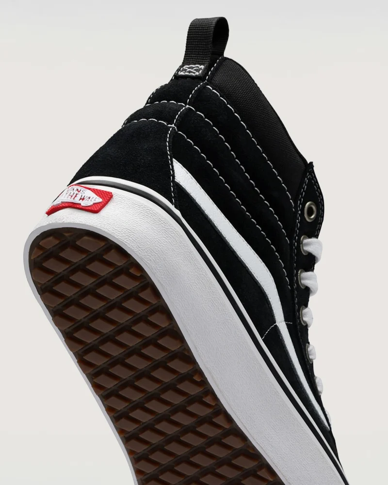 VANS - נעלי סניקרס Mte Sk8-Hi Insulated – V00EB4BA2 – black-white – 2