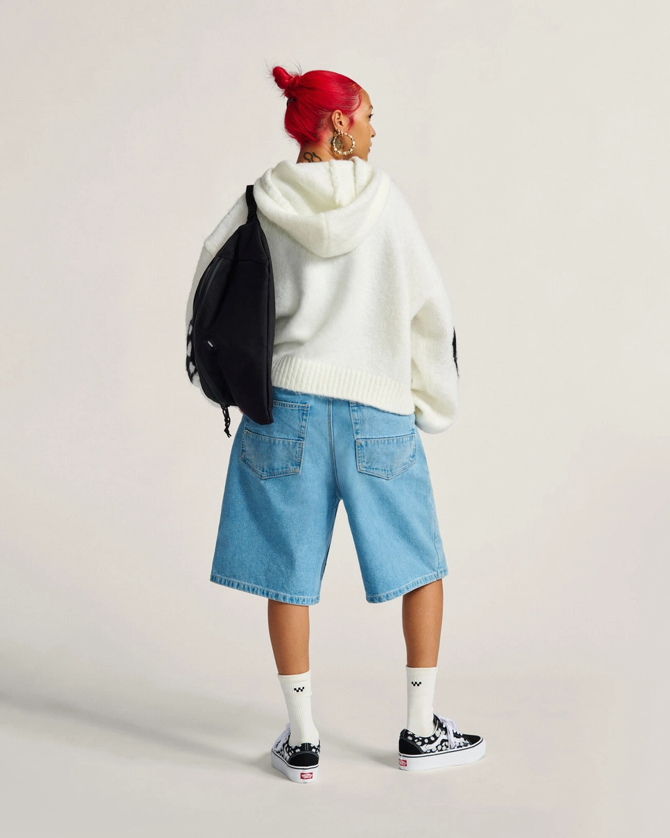 VANS - תיק צד Detached Sling Bag – V00Q9BBLK – black – 1