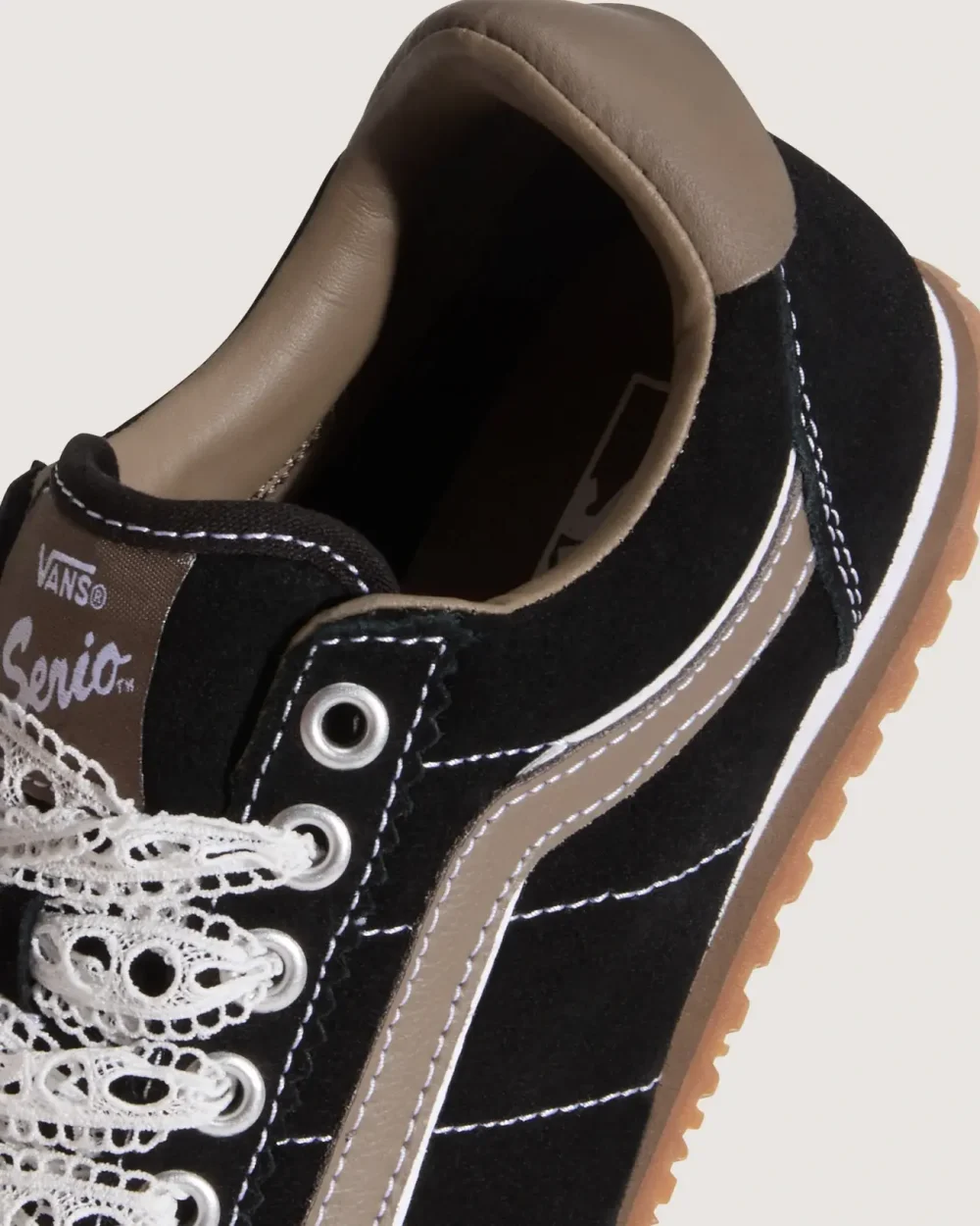 VANS - נעלי סניקרס Super Lowpro – V00D83BM8 – laces-black – 4