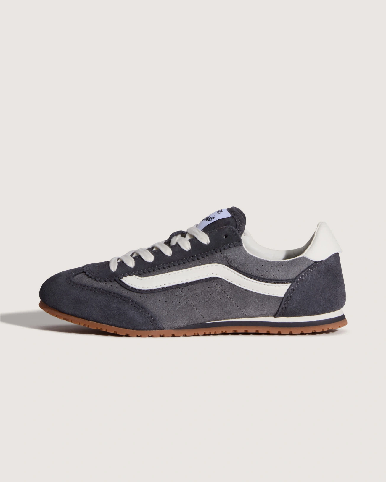 נעלי סניקרס Super Lowpro