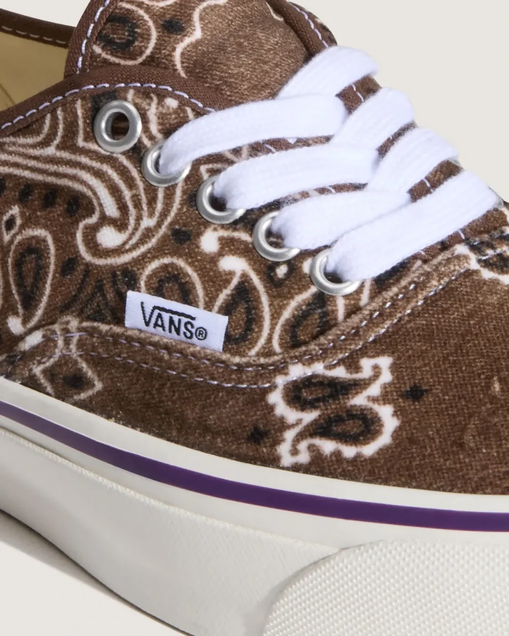 VANS - נעלי סניקרס Premium Authentic – V00D9NTUD – bandana-brown-purple – 5