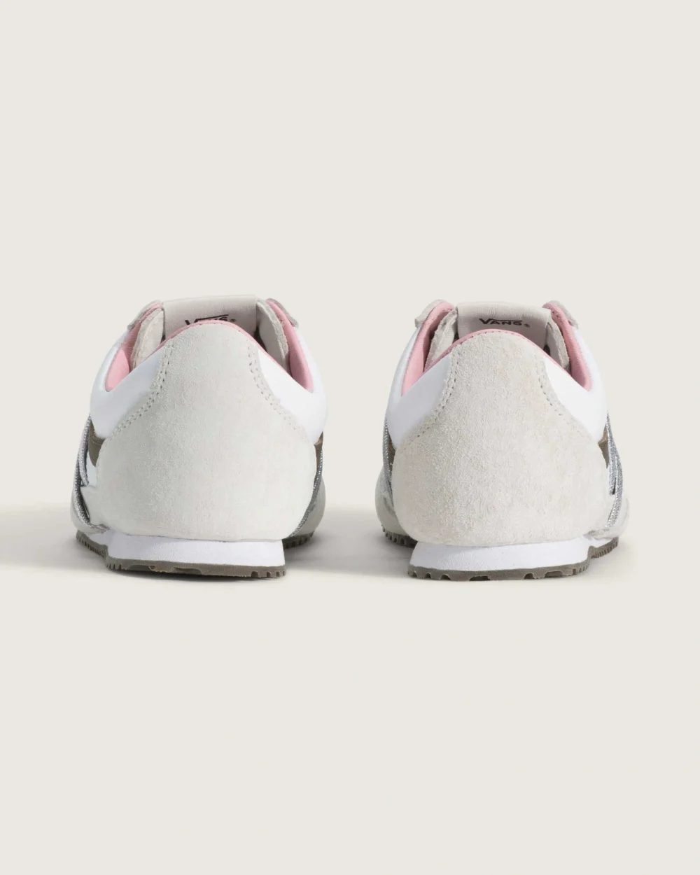 VANS - נעלי סניקרס Premium Super Lowpro – V00EHQCJ7 – pig-suede-white – 3