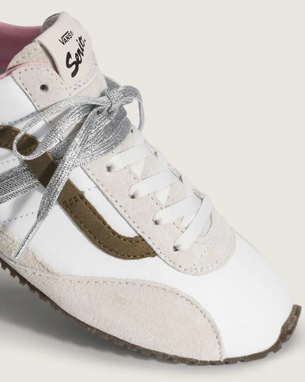 VANS - נעלי סניקרס Premium Super Lowpro – V00EHQCJ7 – pig-suede-white – 4