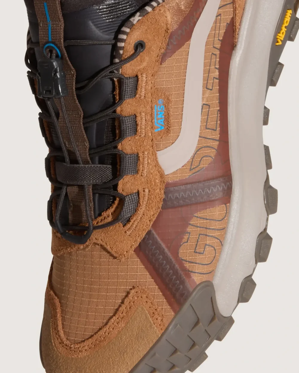 VANS - נעלי סניקרס Crosspath XC GORE-TEX – V00EKHG11 – chipmunk-mushroom – 1