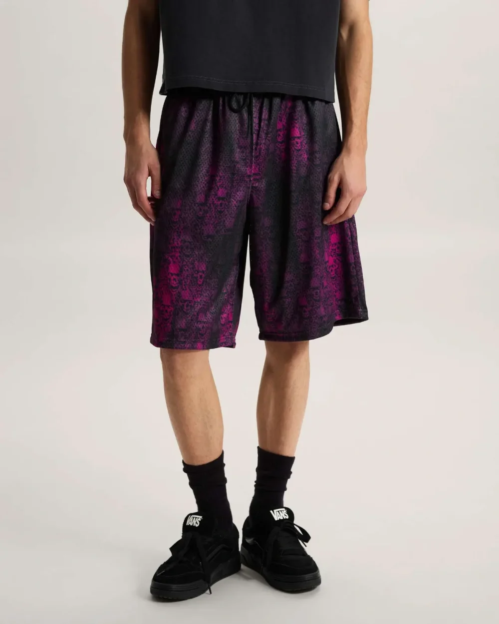 VANS - מכנס קצר Mesh Wreckpack – V00S10FTG – vivid-orchid – 2