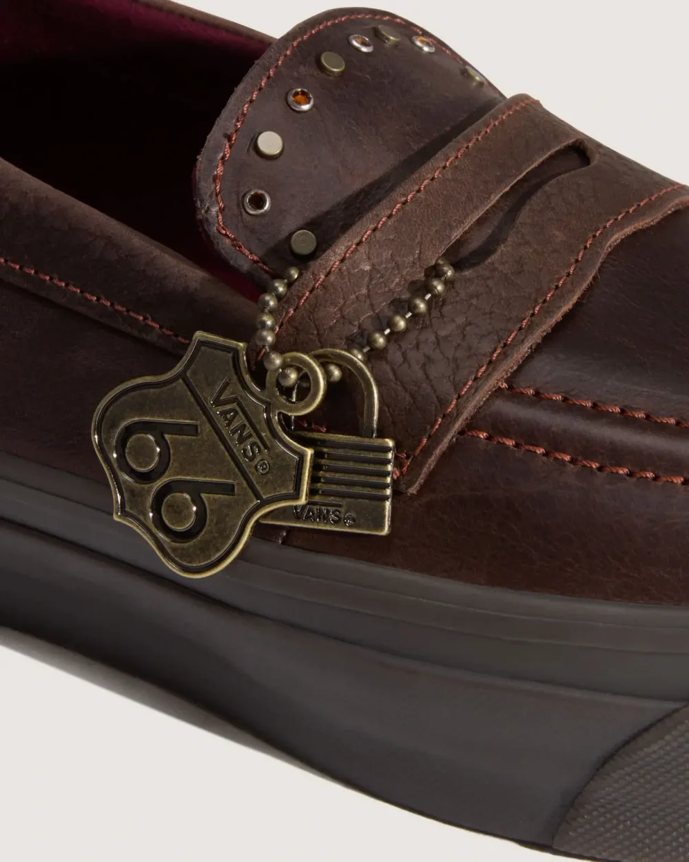 VANS - נעלי סניקרס Premium Loafer – V00VATDMV – hardware-potting-soil – 4
