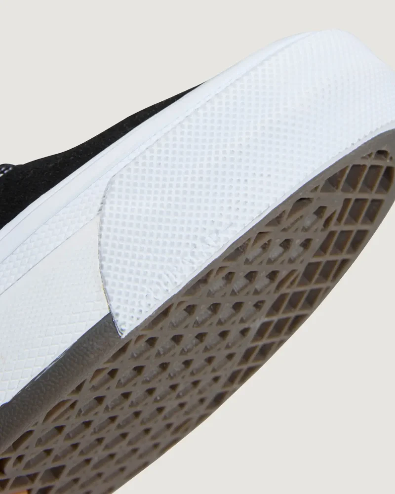 VANS - נעלי סניקרס Skate Era Wafflecup – V00EF0BA2 – black-white – 5