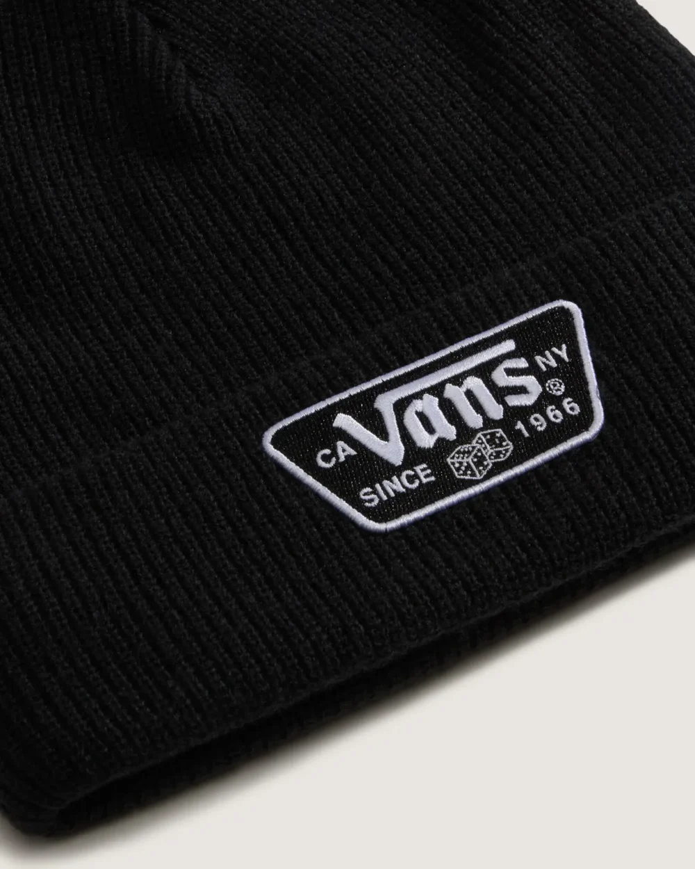 VANS - כובע גרב Knu Patch – V00X6BBLK – black – 2