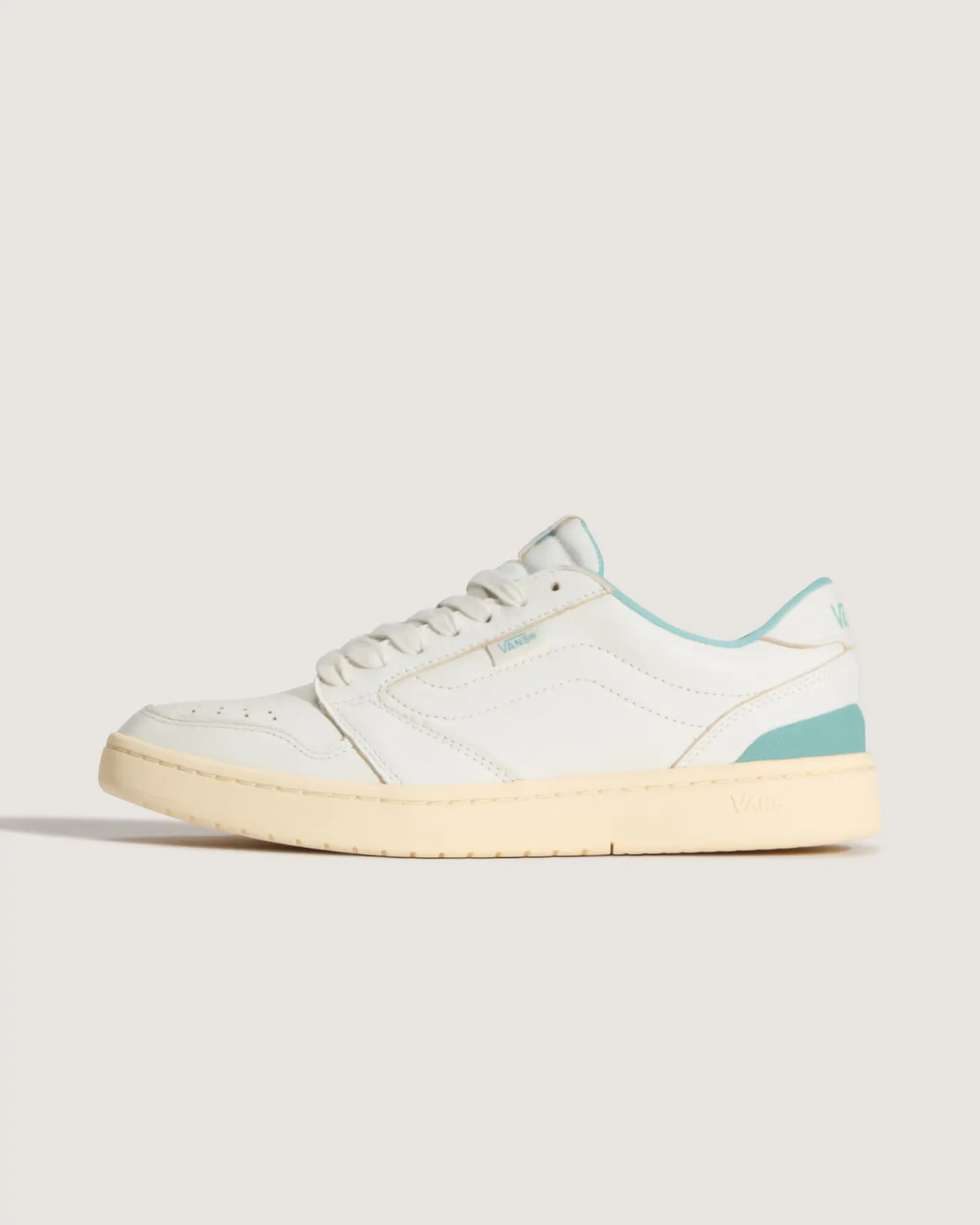 נעלי סניקרס Court Low